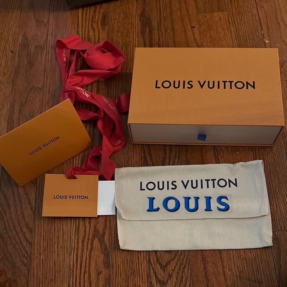 Louis Vuitton Orange Box Set with Red Ribbon